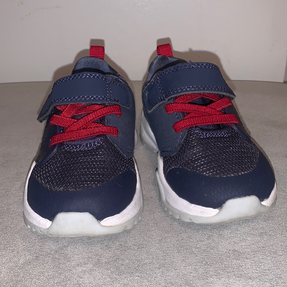 Toddler boy shoes size 6, natural wear and tear , really comfy sneakers